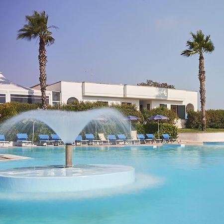 Alba Azzurra - Cdshotels 토레 델 로소 외부 사진