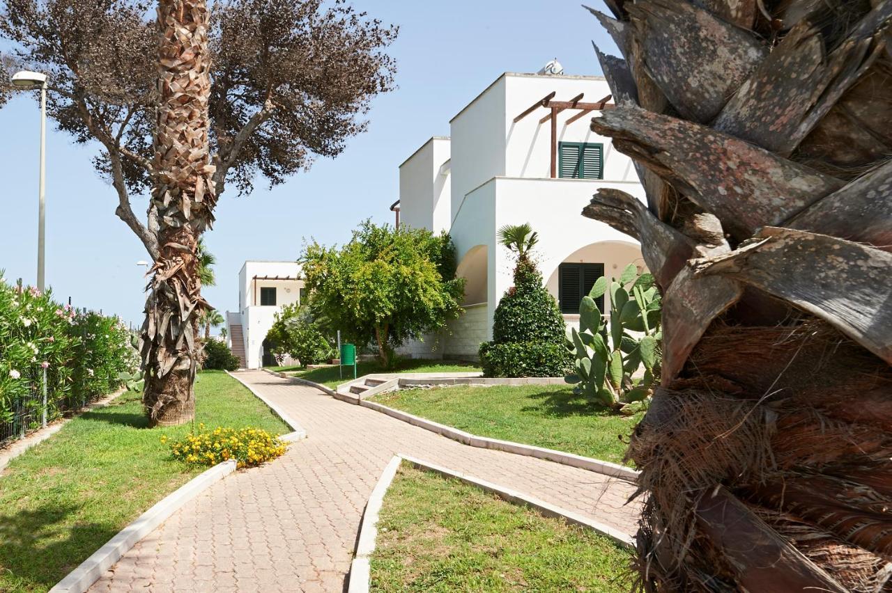 Alba Azzurra - Cdshotels 토레 델 로소 외부 사진