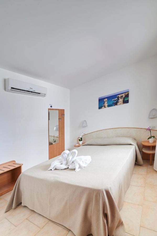 Alba Azzurra - Cdshotels 토레 델 로소 외부 사진