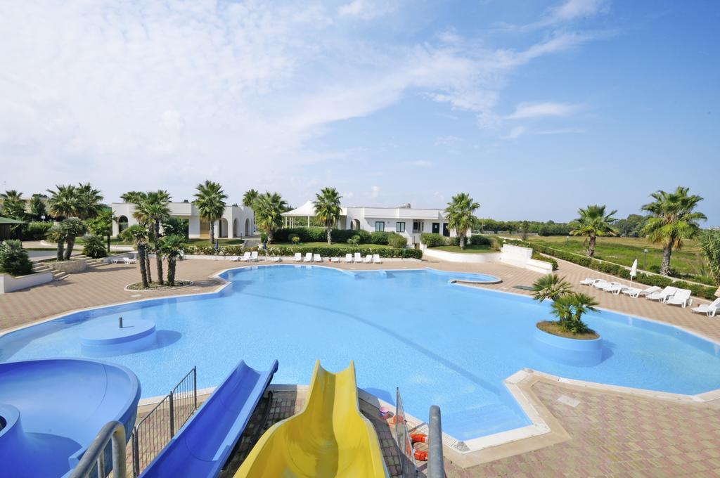 Alba Azzurra - Cdshotels 토레 델 로소 외부 사진