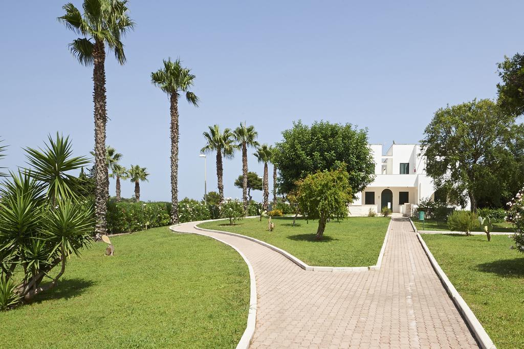 Alba Azzurra - Cdshotels 토레 델 로소 외부 사진